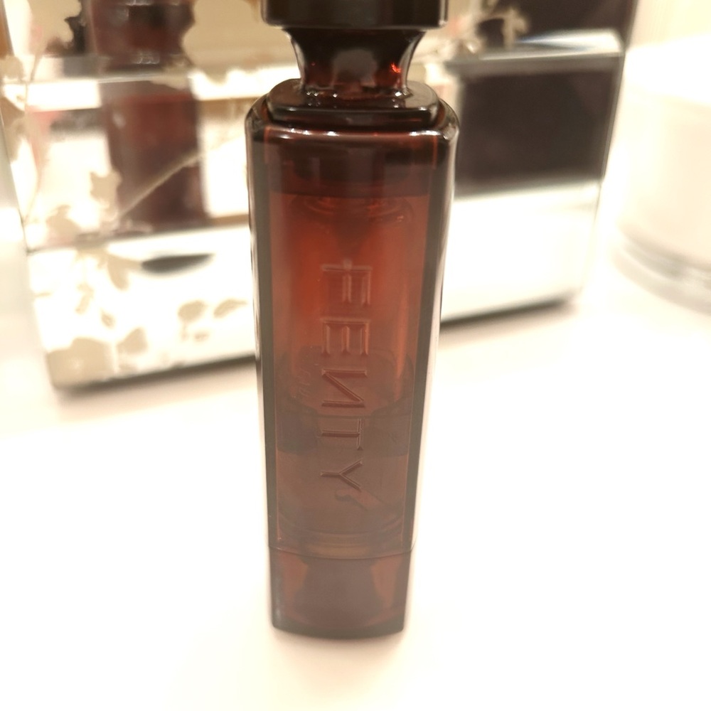 Fenty Eau de Parfum Atomizer and Travel Spray - Picture 3 of 4
